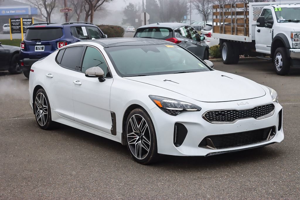 Used 2022 Kia Stinger GT1 image 5