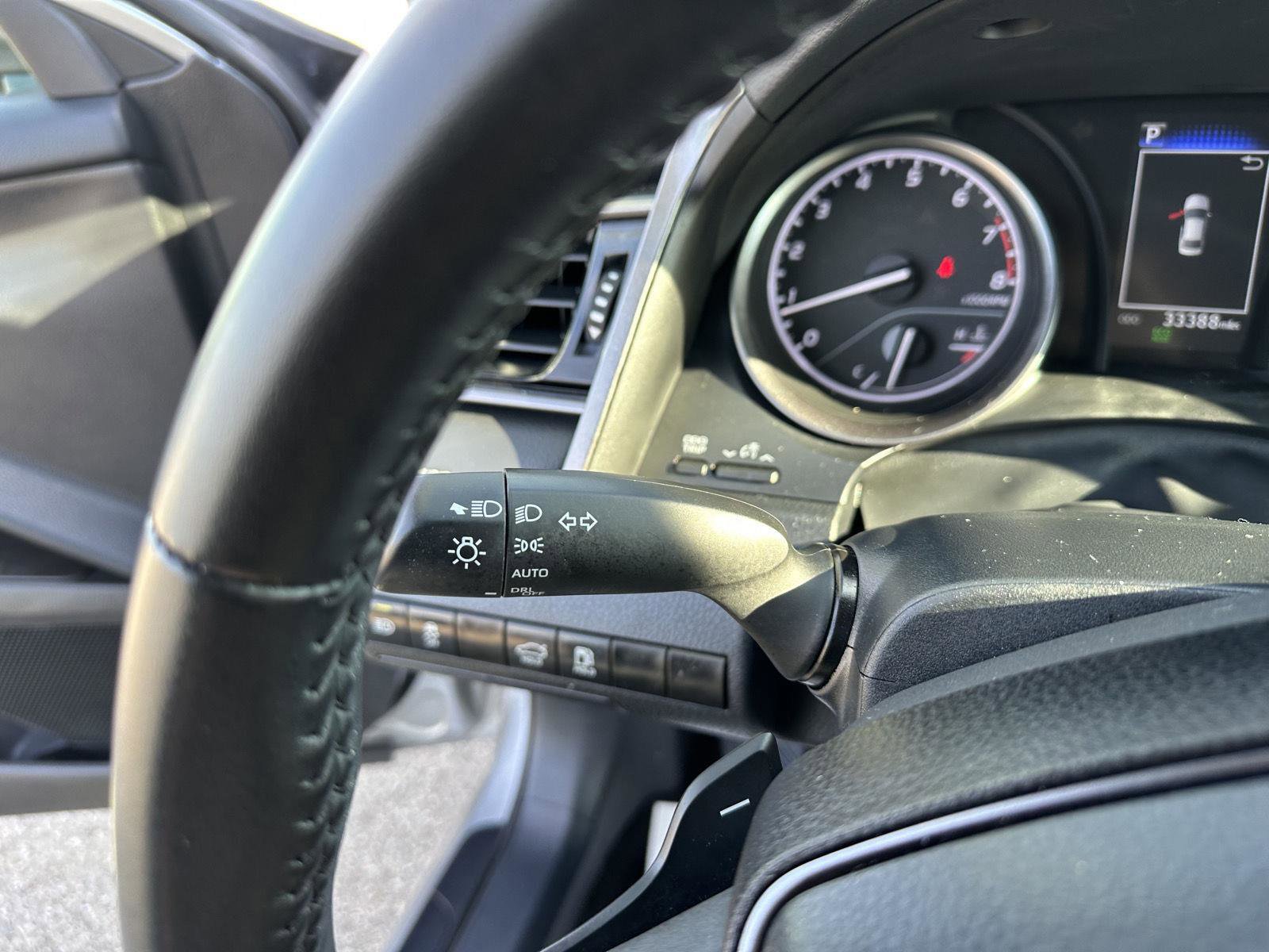 Used 2024 Toyota Camry SE image 25