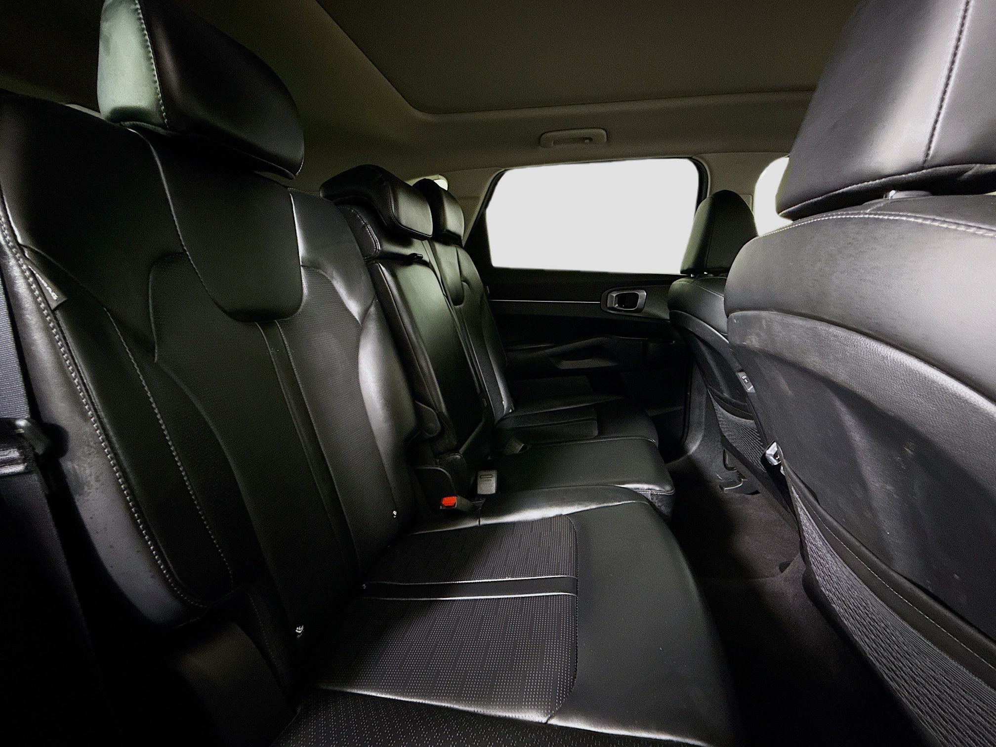 Used 2025 Kia Sorento S w/ Panoramic Sunroof Package FWD image 27