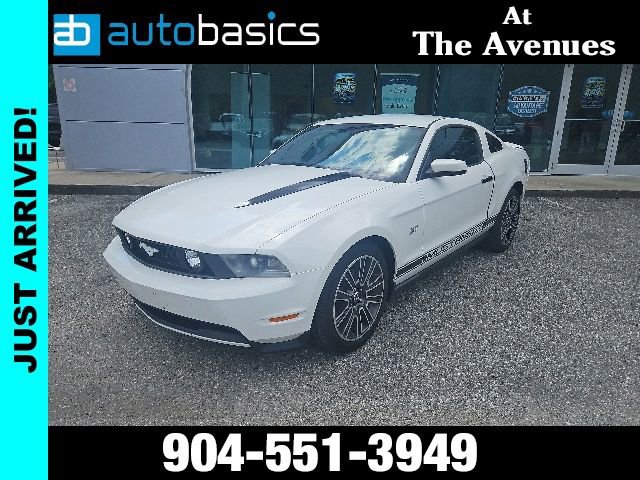 Used 2010 Ford Mustang GT Premium RWD image 1