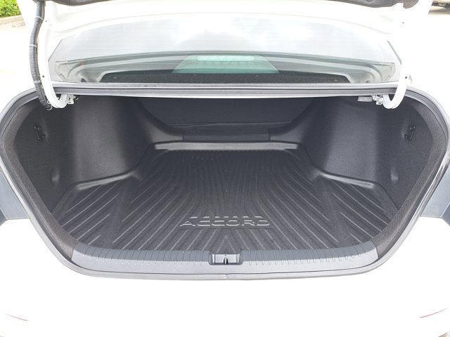 Used 2024 Honda Accord LX image 12