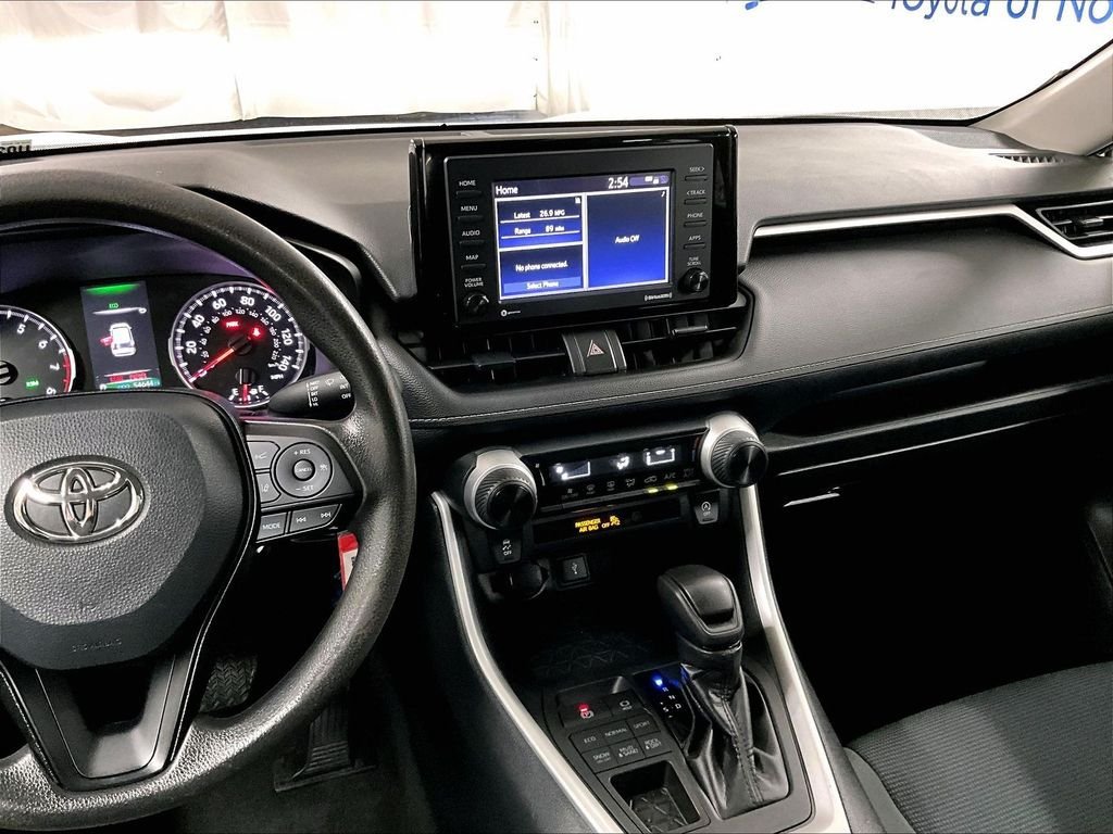 Certified 2022 Toyota RAV4 LE AWD/4WD image 18
