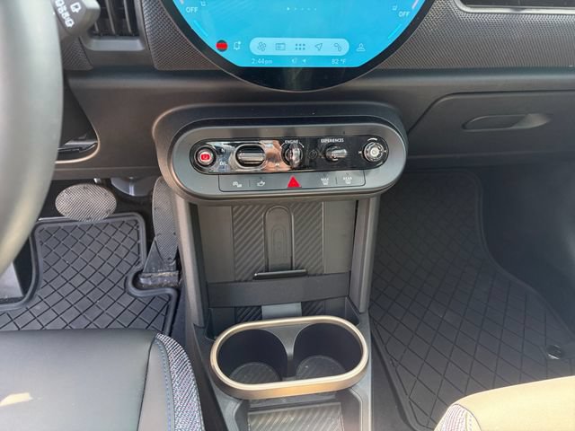 Used 2025 MINI Cooper S FWD image 11