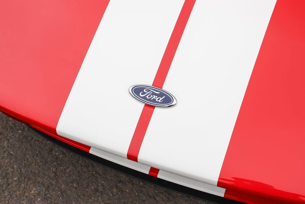Used 2006 Ford GT RWD image 53