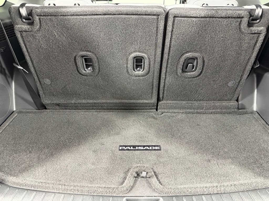 Used 2025 Hyundai Palisade SEL FWD image 30