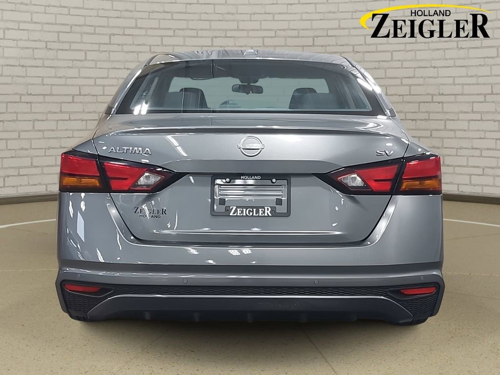 Used 2023 Nissan Altima 2.5 SV image 6