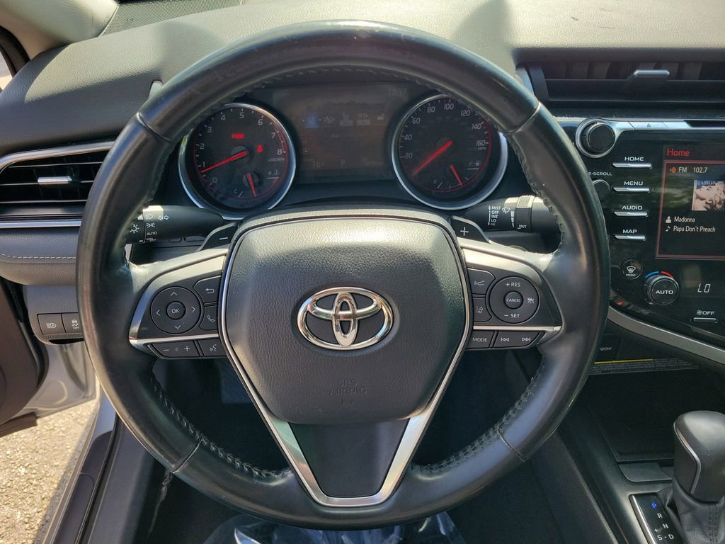 Used 2020 Toyota Camry XSE image 27