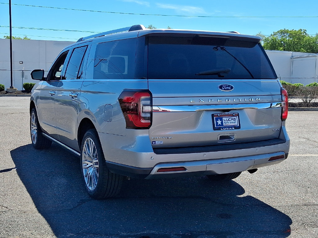 Used 2024 Ford Expedition Max Limited AWD/4WD image 9