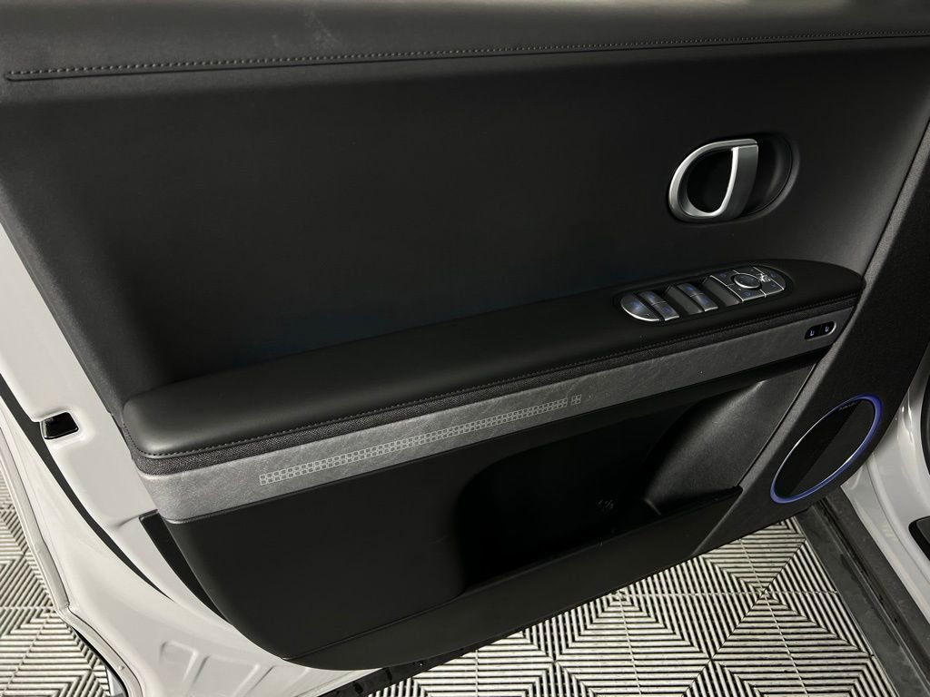 Used 2023 Hyundai Ioniq 5 Limited w/ Cargo Package image 26