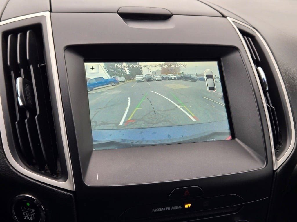Used 2016 Ford Edge SEL w/ Equipment Group 201A AWD/4WD image 25