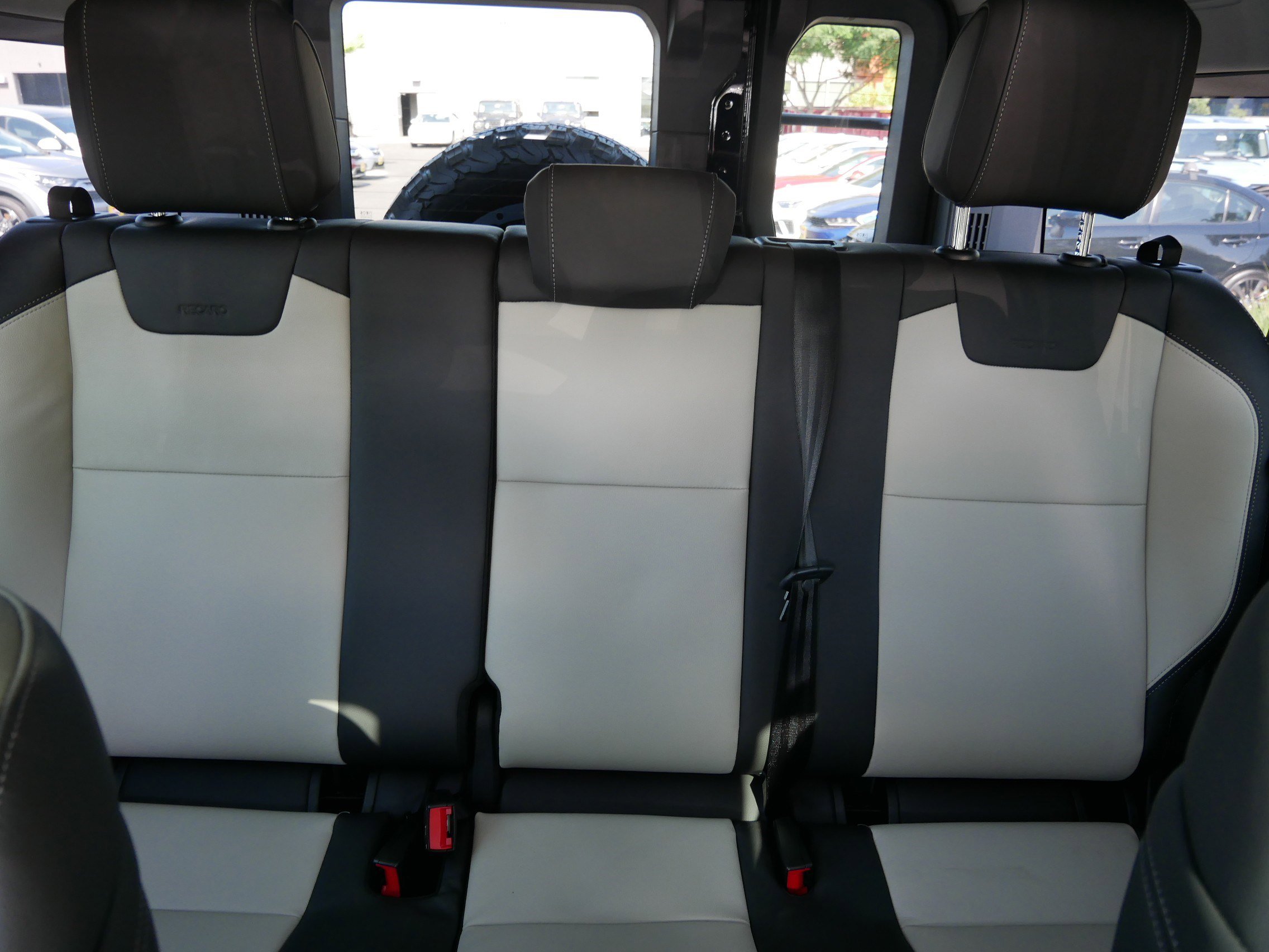 New 2025 INEOS Grenadier Fieldmaster Edition image 13