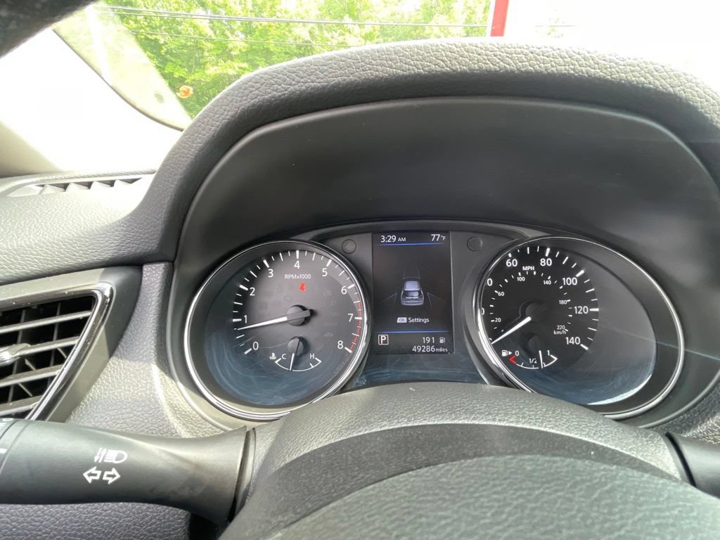 Used 2019 Nissan Rogue SV AWD/4WD image 26