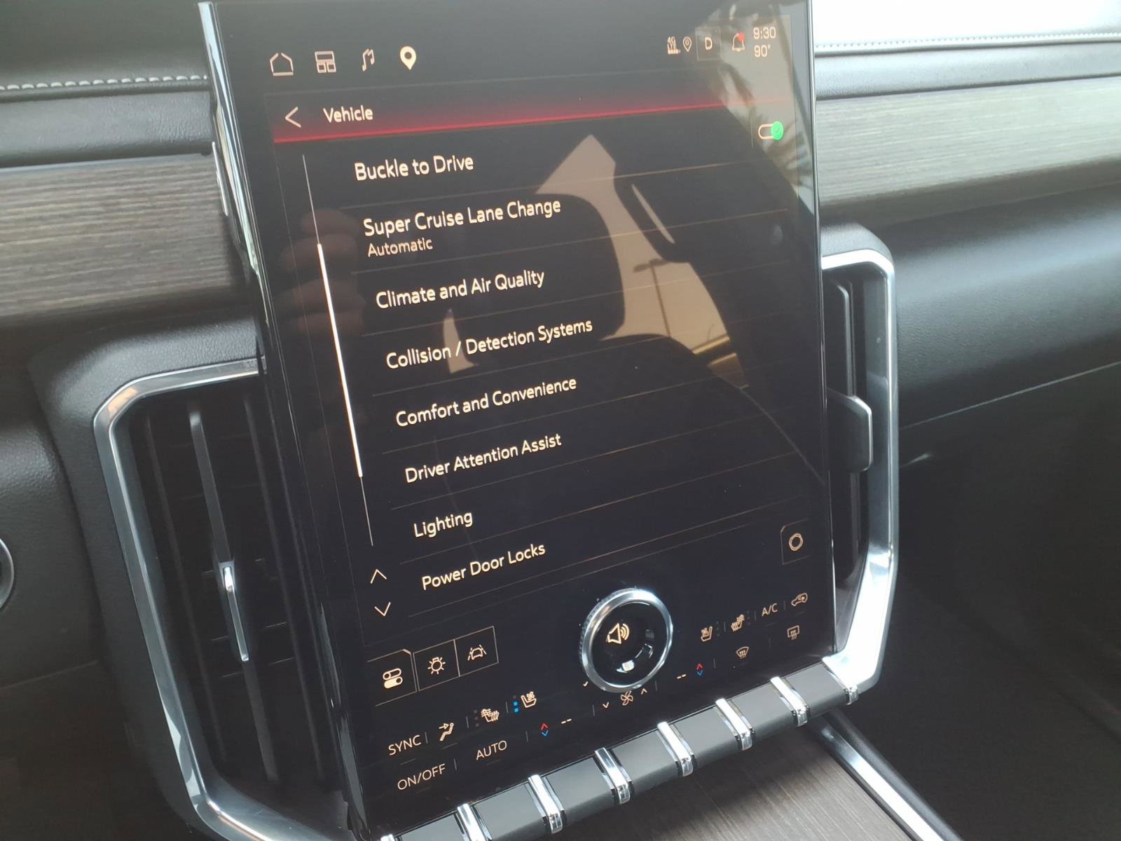 Used 2024 GMC Acadia Denali w/ Super Cruise Package image 13