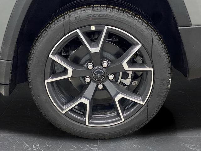 New 2026 Jeep Cherokee Overland w/ Trailer Tow Group image 38