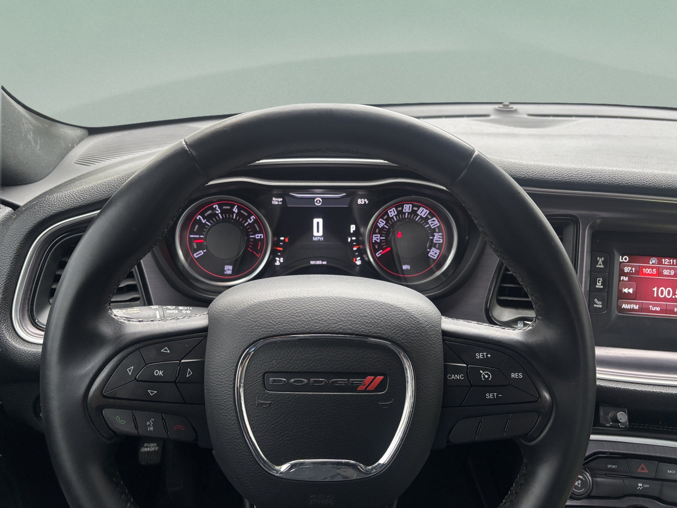 Used 2016 Dodge Challenger SXT RWD image 10