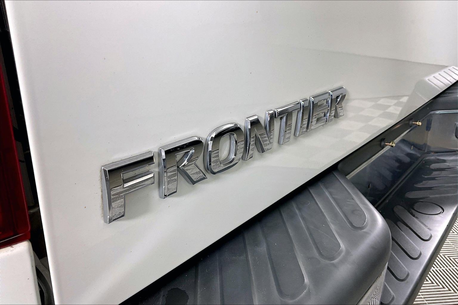 Used 2019 Nissan Frontier SV AWD/4WD image 34