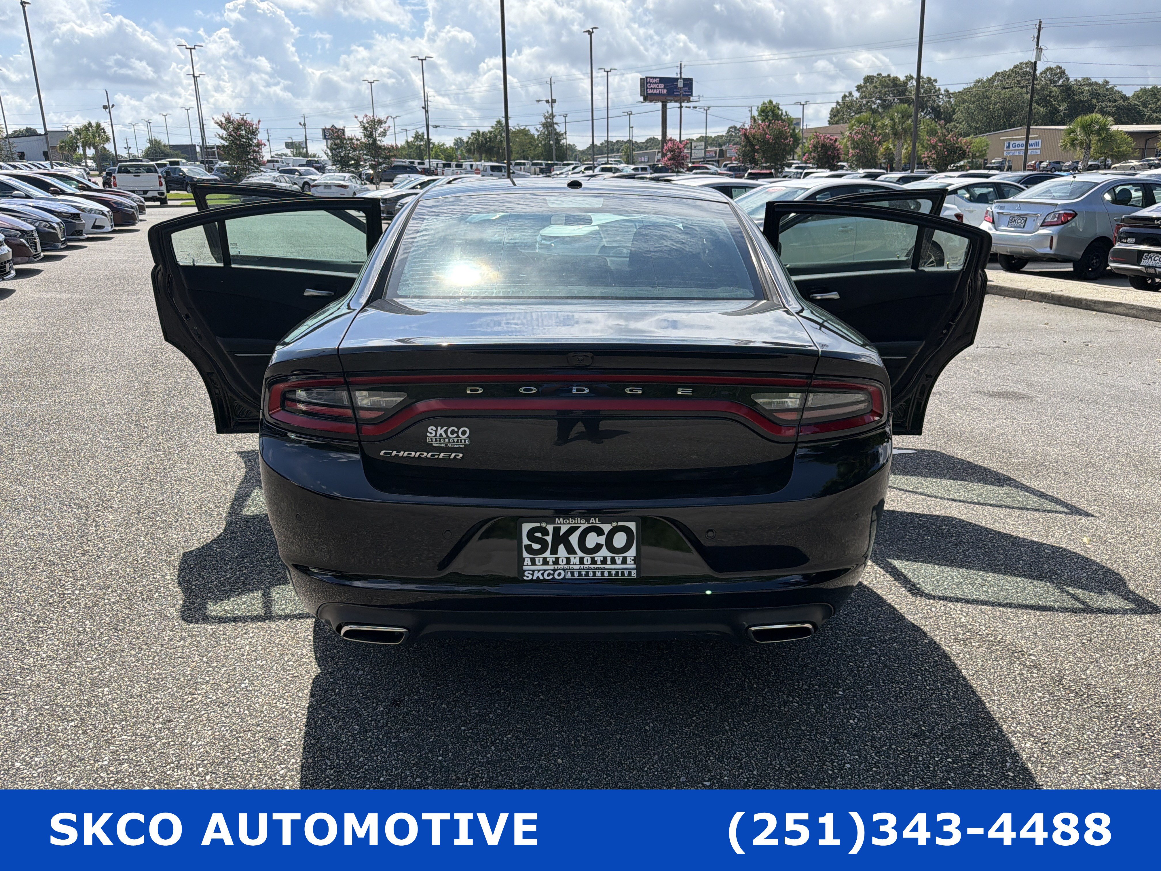 Used 2022 Dodge Charger SXT RWD image 31