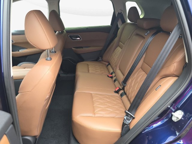 New 2026 Nissan Rogue Platinum w/ Platinum Premium Package AWD/4WD image 14