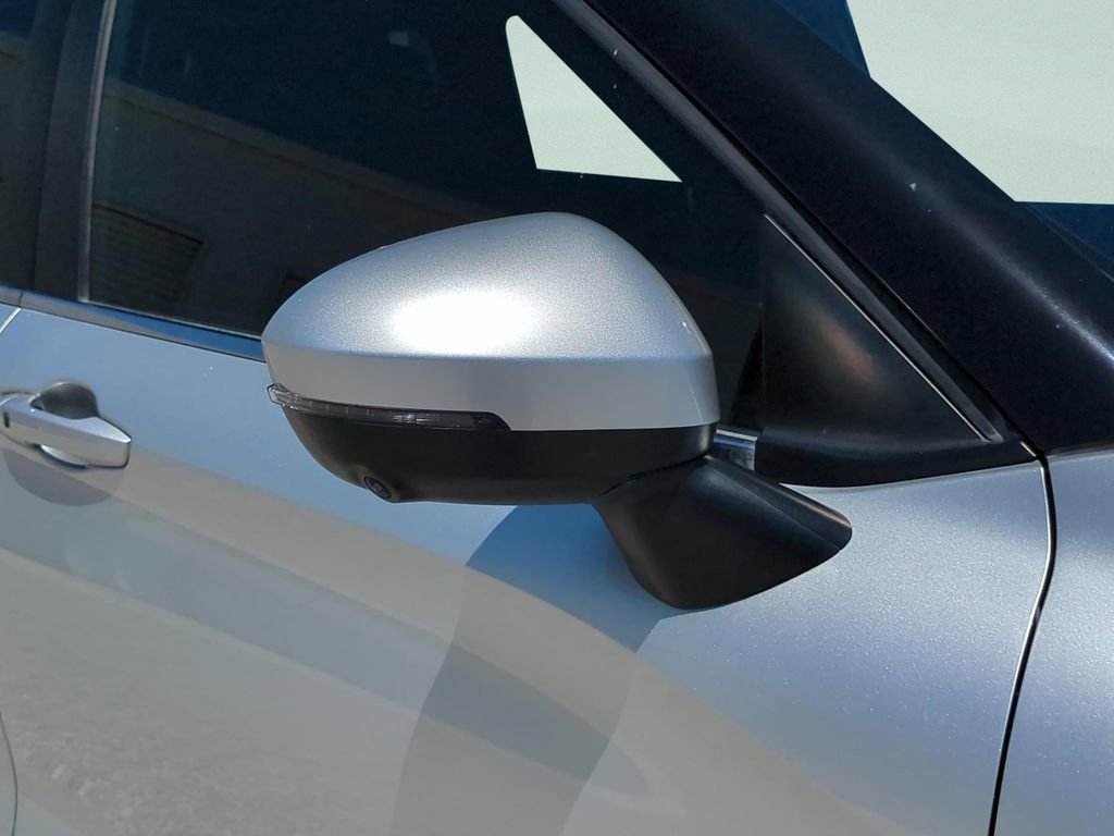 Used 2023 Mitsubishi Outlander SE image 28