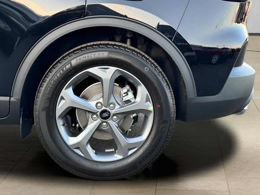 New 2026 Ford Escape ST-Line w/ Cold Weather Package FWD image 36