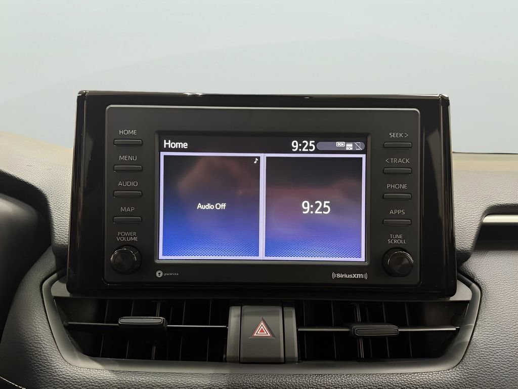 Used 2022 Toyota RAV4 LE image 21