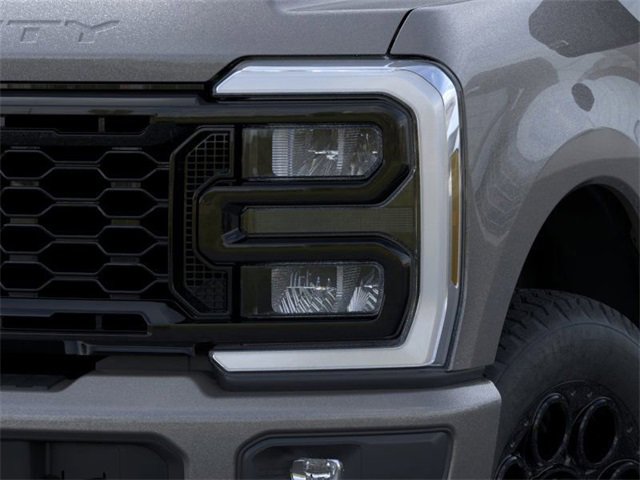 New 2026 Ford F250 Lariat w/ Black Appearance Package image 18