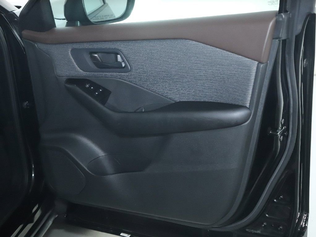 Certified 2023 Nissan Rogue S AWD/4WD image 36