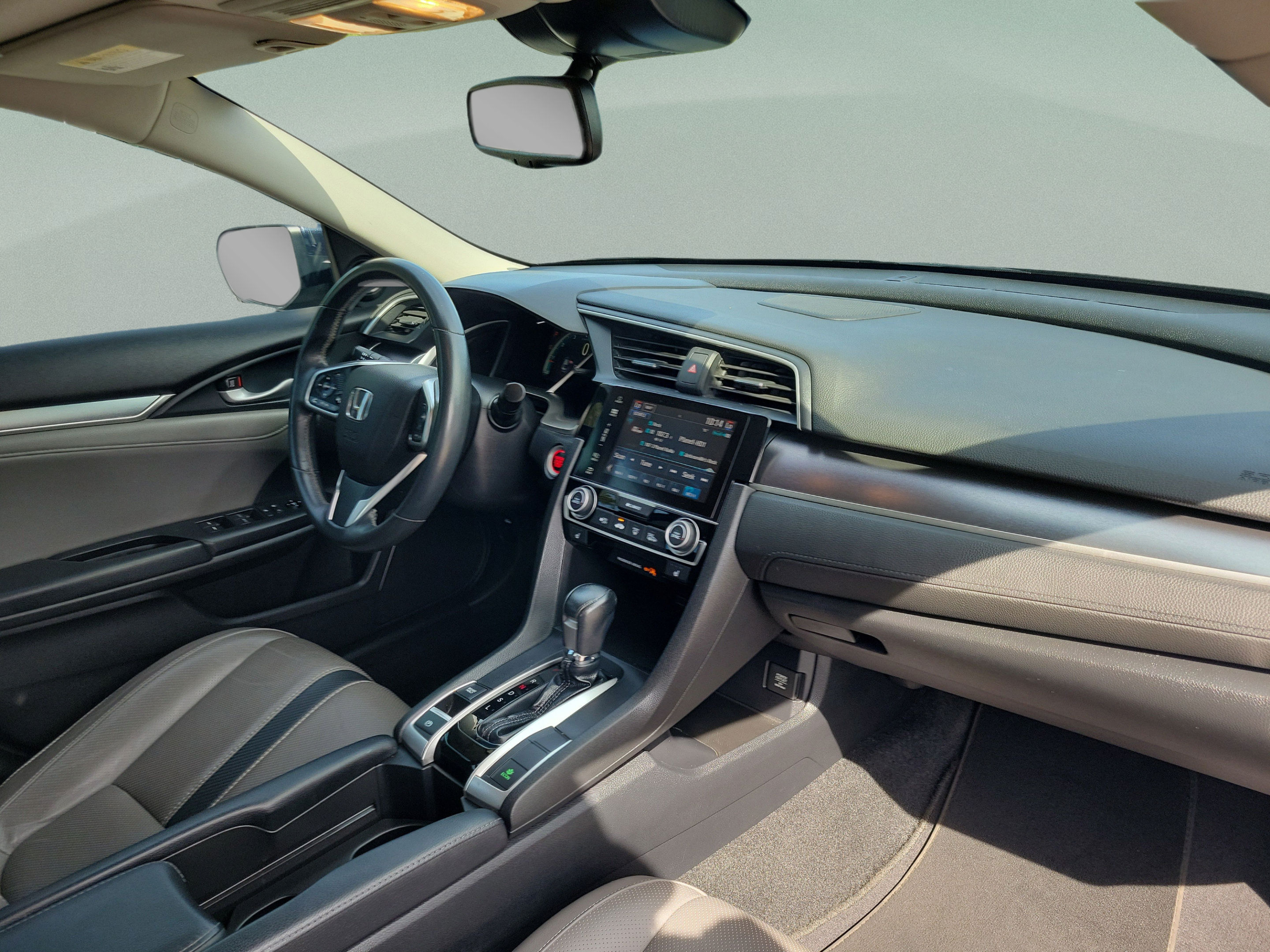 Used 2017 Honda Civic Touring image 20