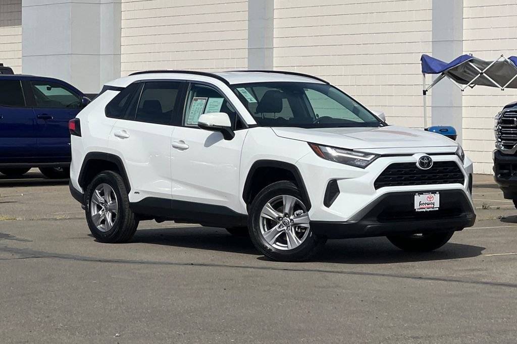 Certified 2025 Toyota RAV4 XLE image 2