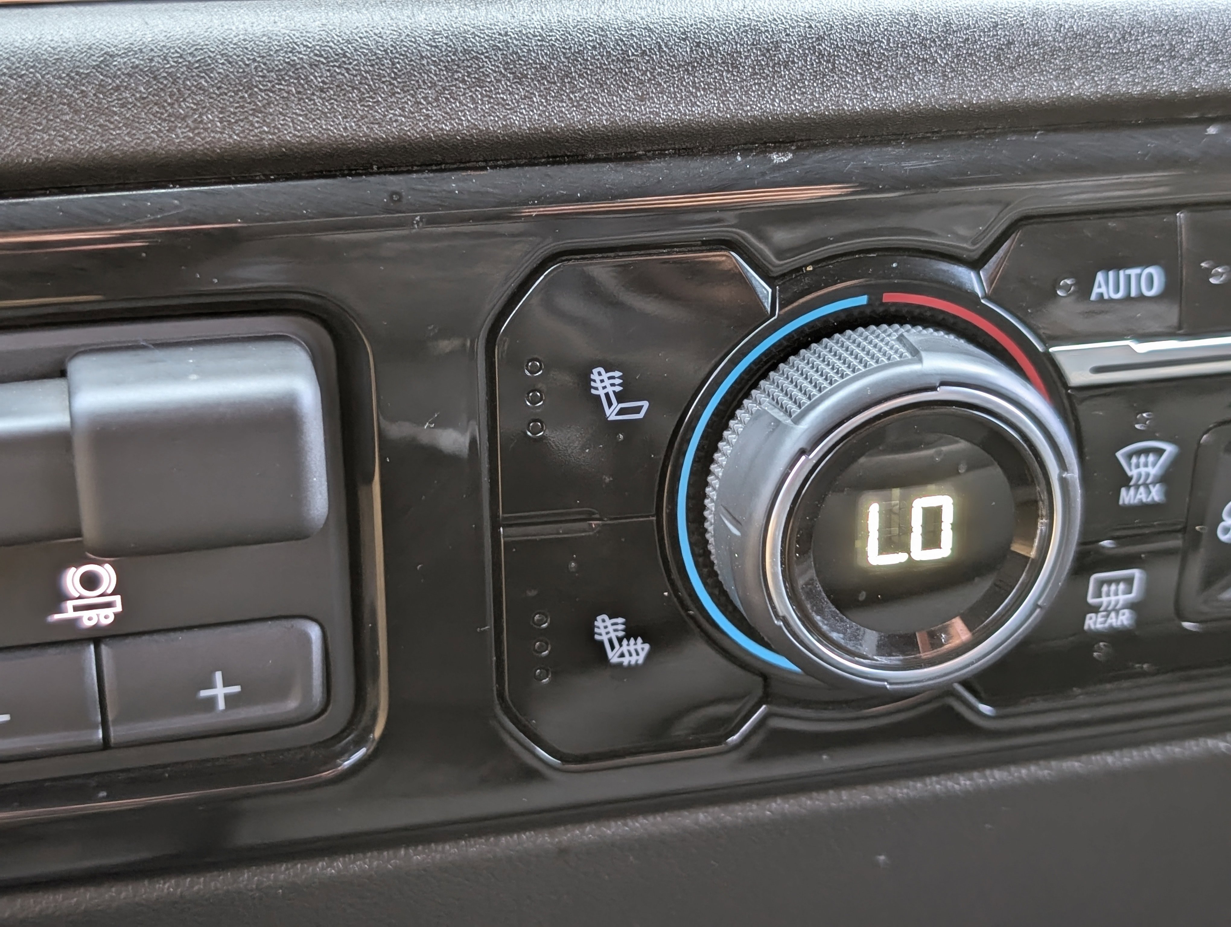 Used 2022 Chevrolet Silverado 1500 LT w/ All Star Edition Plus image 30