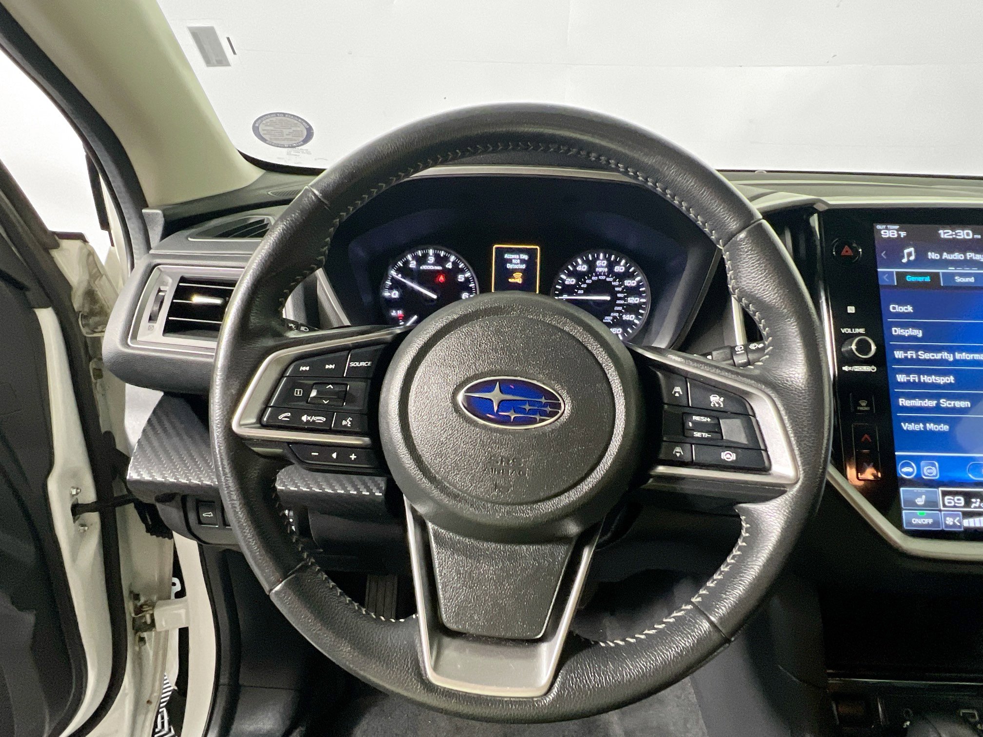 Used 2023 Subaru Ascent Premium w/ Convenience Package AWD/4WD image 17