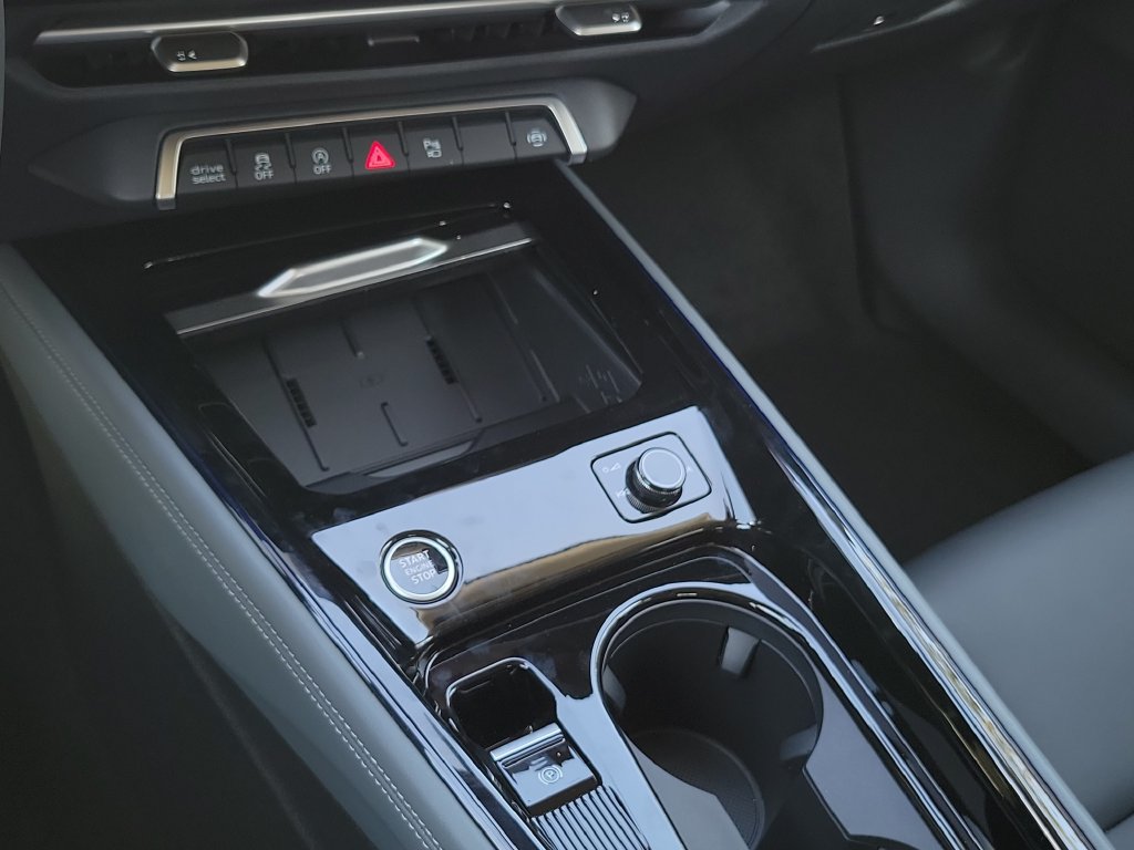 New 2026 Audi Q3 quattro 2.0T AWD/4WD image 14