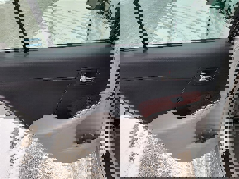 Used 2014 Toyota Camry XLE image 29