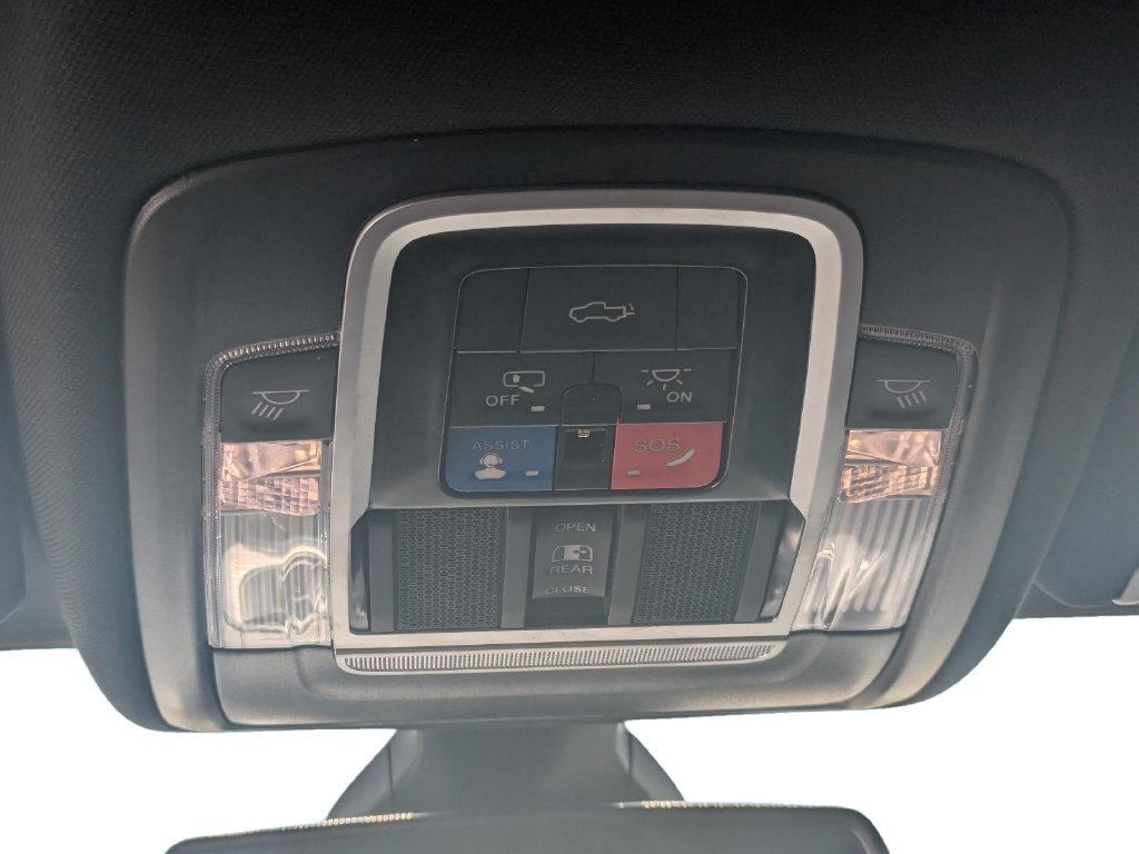 Used 2024 RAM 2500 Rebel w/ Towing Technology Group AWD/4WD image 19