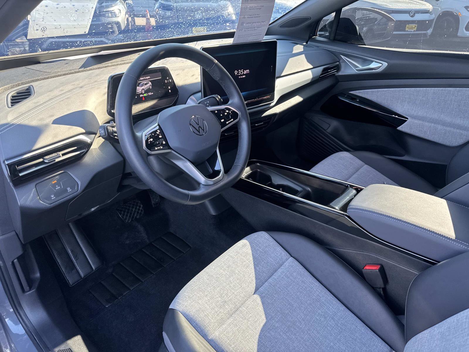 Used 2024 Volkswagen ID.4 Pro image 12