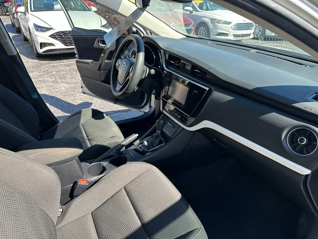 Used 2017 Toyota Corolla iM image 25
