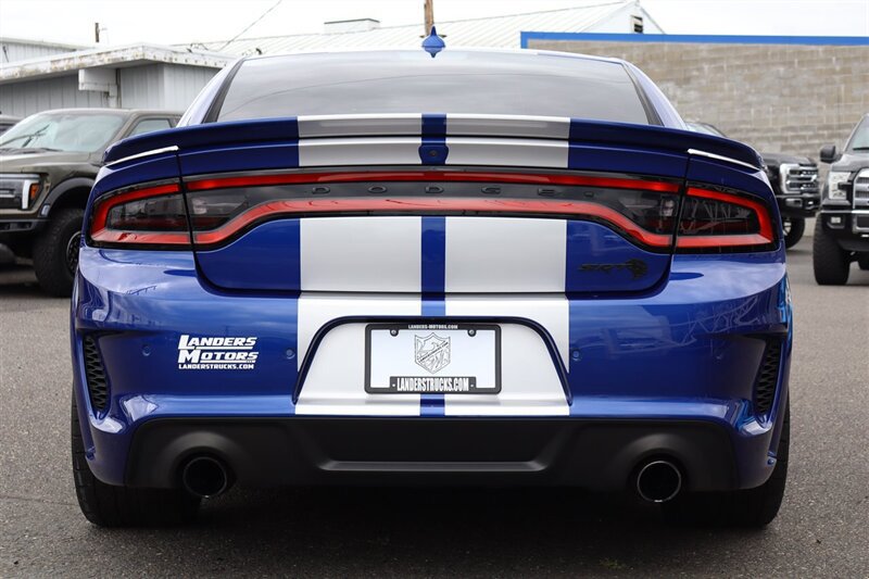 Used 2022 Dodge Charger SRT Hellcat RWD image 4