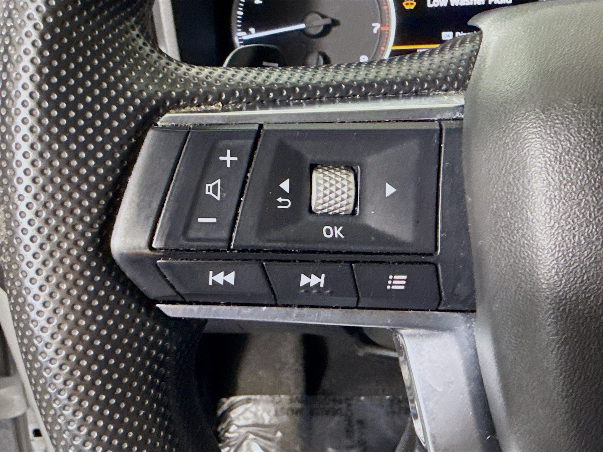 Used 2022 Mitsubishi Outlander ES AWD/4WD image 14