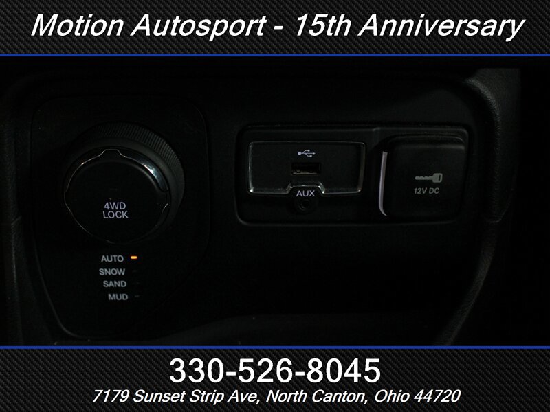 Used 2017 Jeep Renegade Altitude AWD/4WD image 17