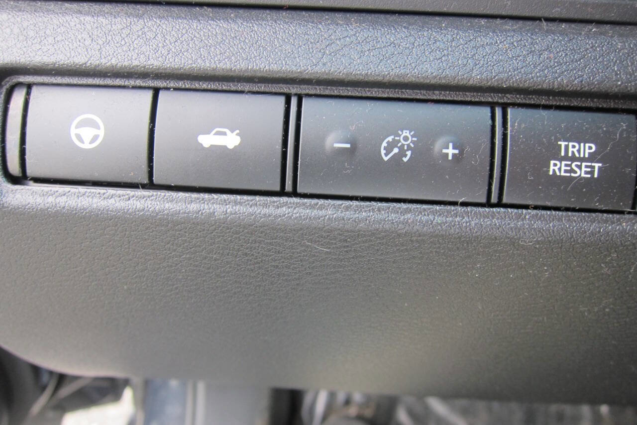 Used 2019 Nissan Altima 2.5 SV image 12