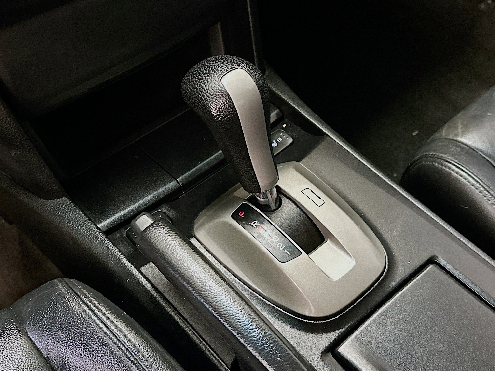 Used 2010 Honda Accord EX-L image 23