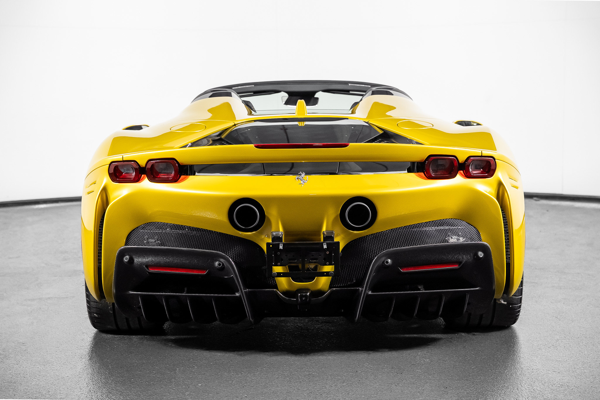 Used 2024 Ferrari SF90 Spider AWD/4WD image 23