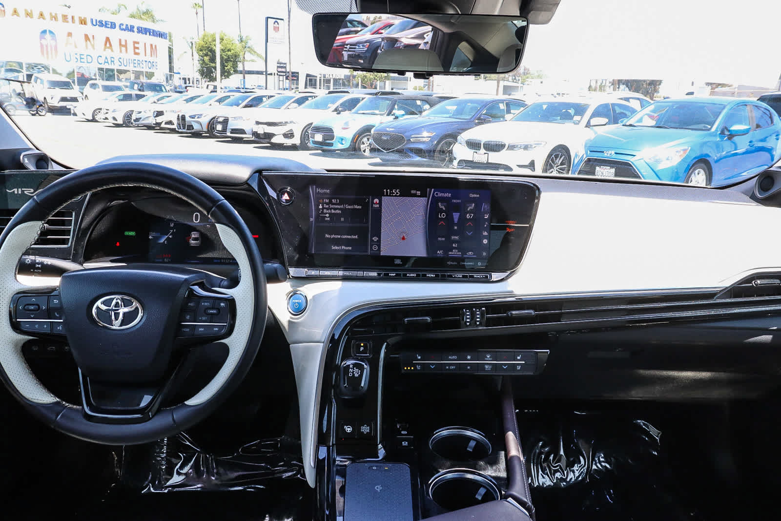 Used 2021 Toyota Mirai RWD image 18
