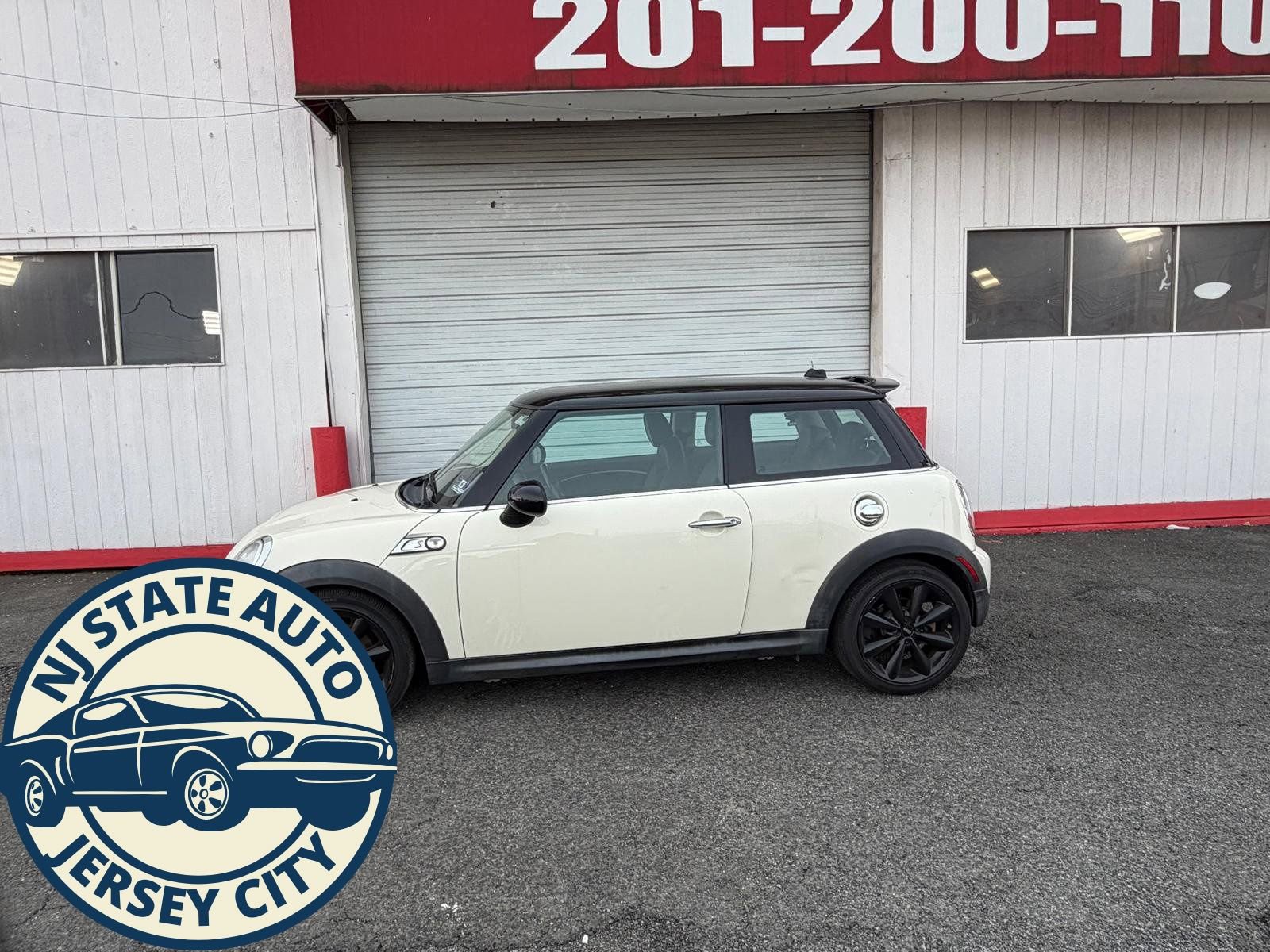 Used 2012 MINI Cooper S image 2