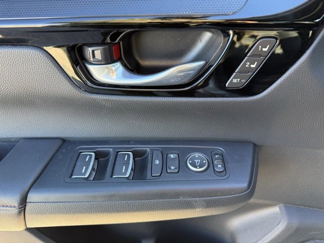 Used 2024 Honda CR-V Sport Touring image 10