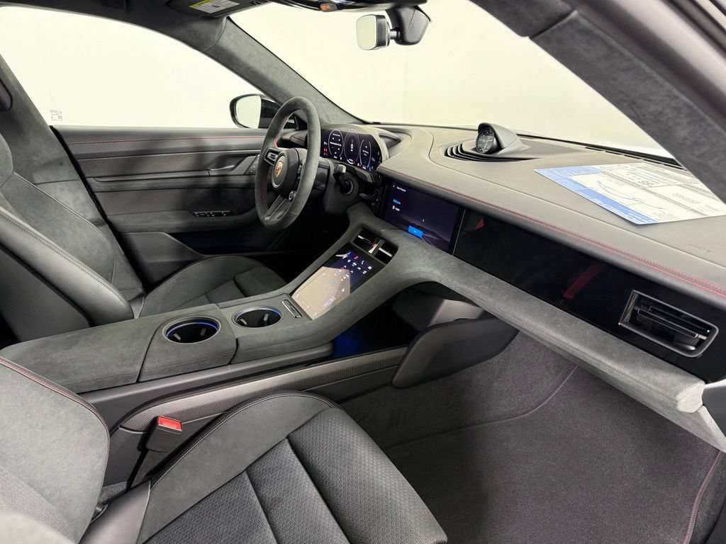 New 2026 Porsche Taycan GTS AWD/4WD image 15