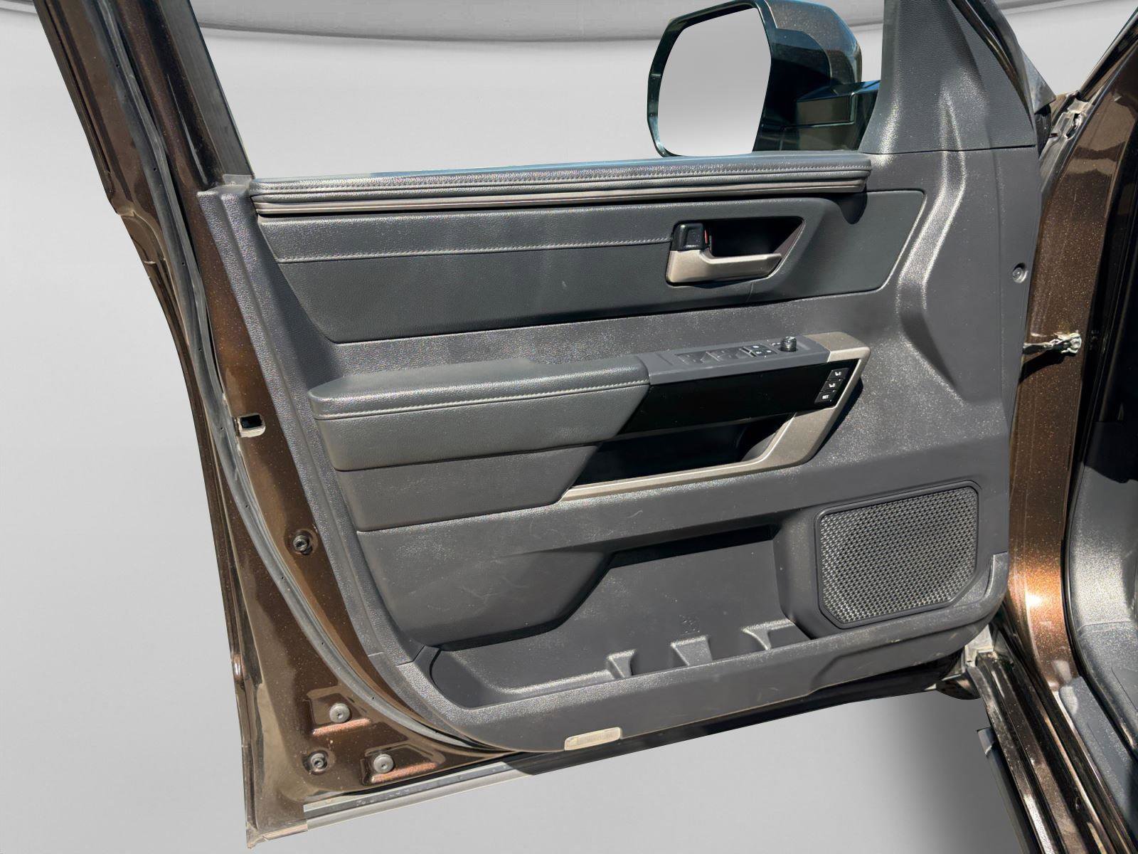 Used 2022 Toyota Tundra Limited image 17