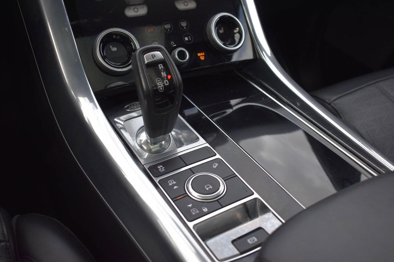 Used 2018 Land Rover Range Rover Sport HSE Dynamic image 33