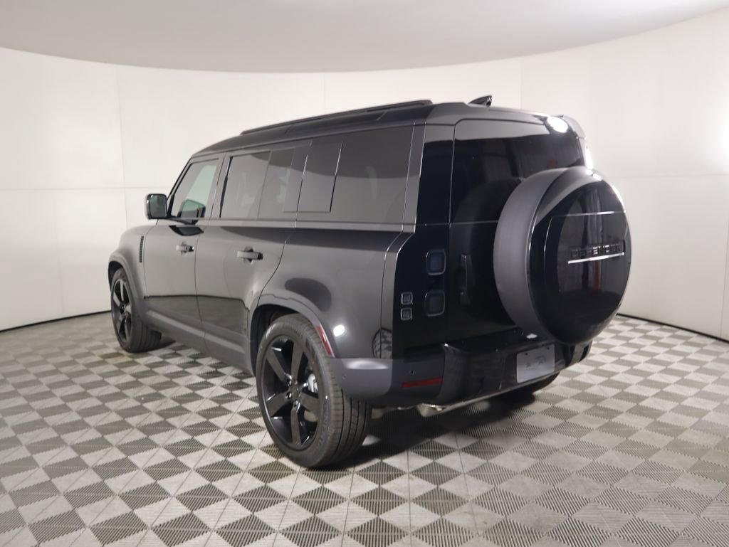 New 2026 Land Rover Defender 110 S image 7