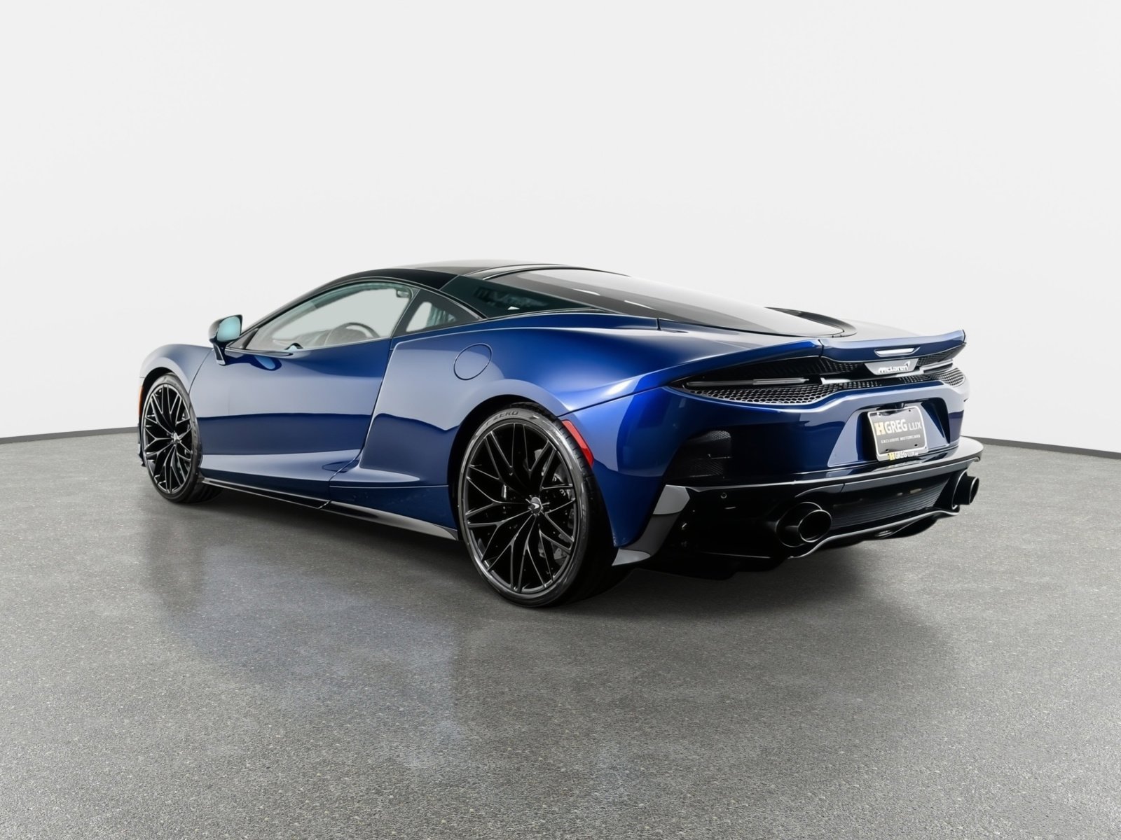 Used 2023 McLaren GT RWD image 15
